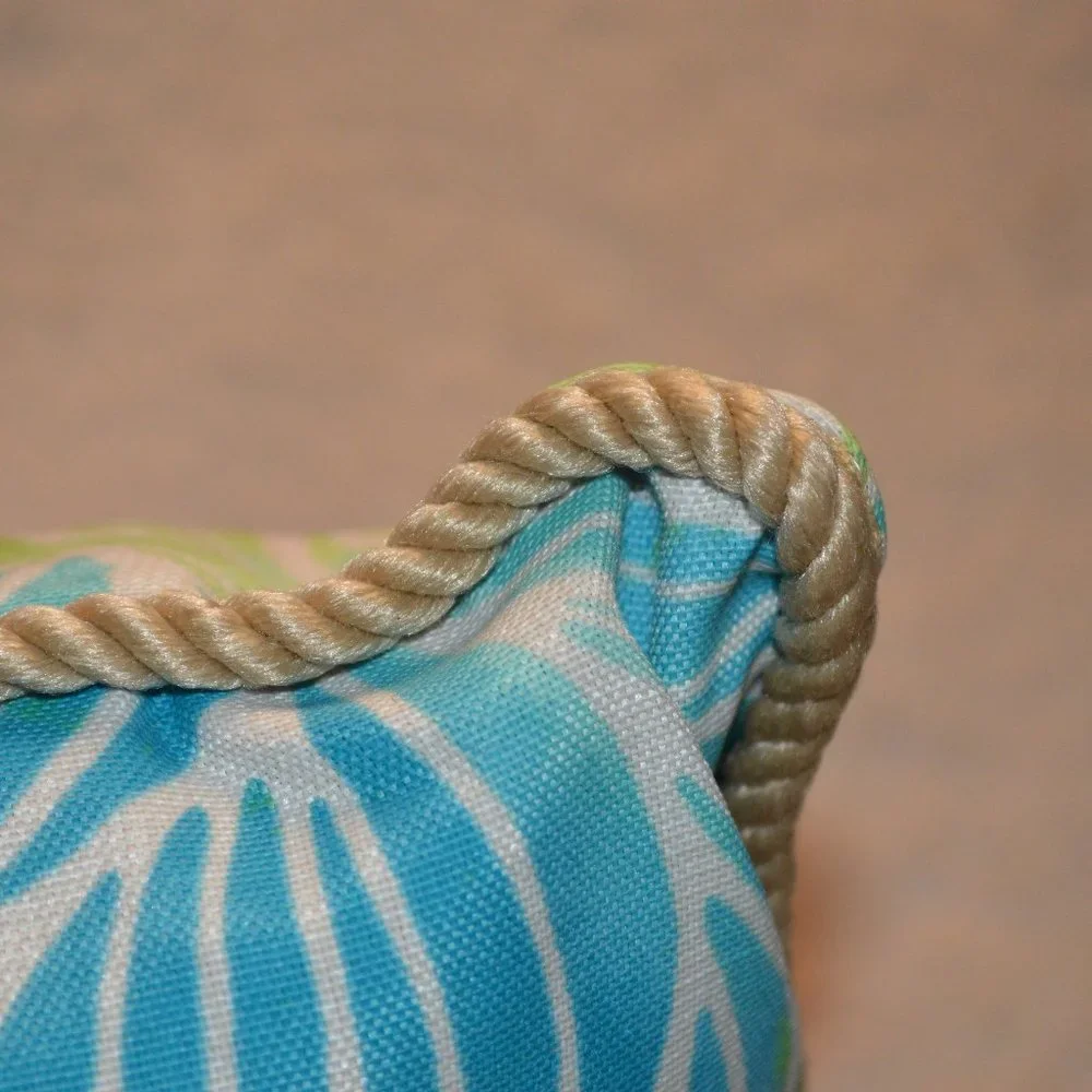 FLAMINGO PILLOWS - INDOOR/OUTDOOR - Picture 3 of 4